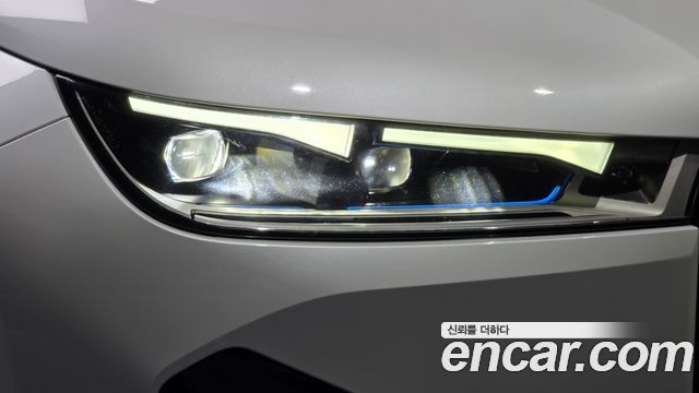 BMW iX 2024 — photo 8