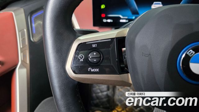 BMW iX 2024 — photo 33