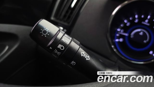 Hyundai Sonata 2010 — photo 18