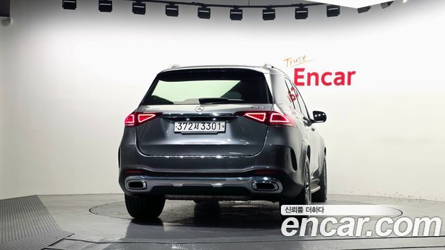 Mercedes-Benz GLE-Class 2019 — photo 4