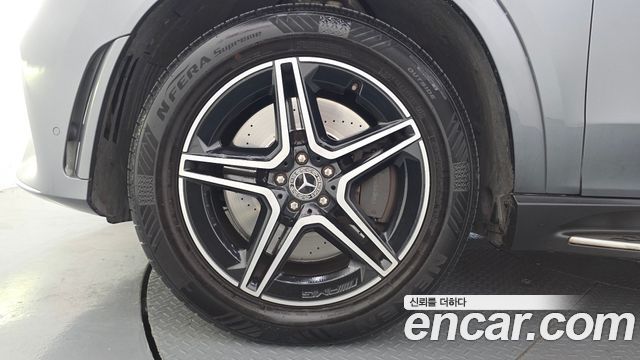 Mercedes-Benz GLE-Class 2019 — photo 5