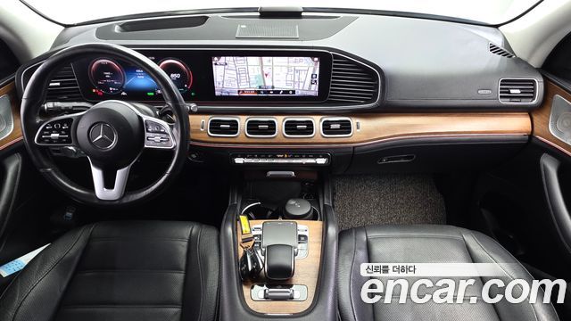 Mercedes-Benz GLE-Class 2019 — photo 10