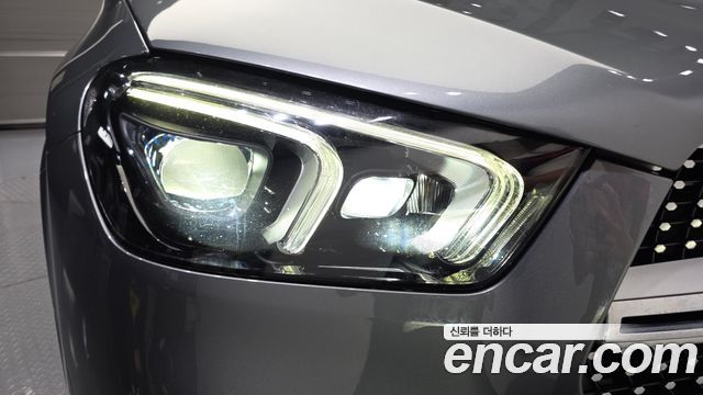 Mercedes-Benz GLE-Class 2019 — photo 8