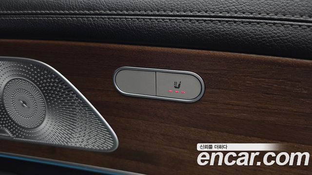 Mercedes-Benz GLE-Class 2019 — photo 31