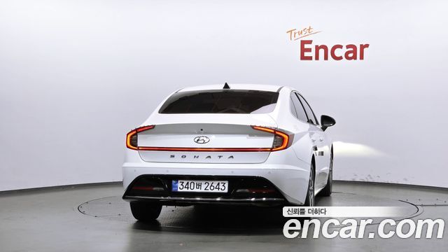 Hyundai Sonata 2022 — photo 4
