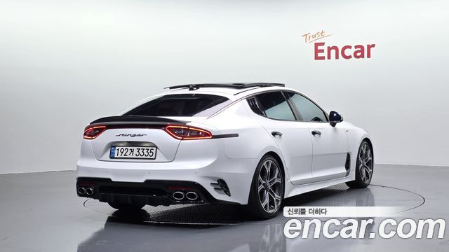 Kia Stinger 2018 — photo 2