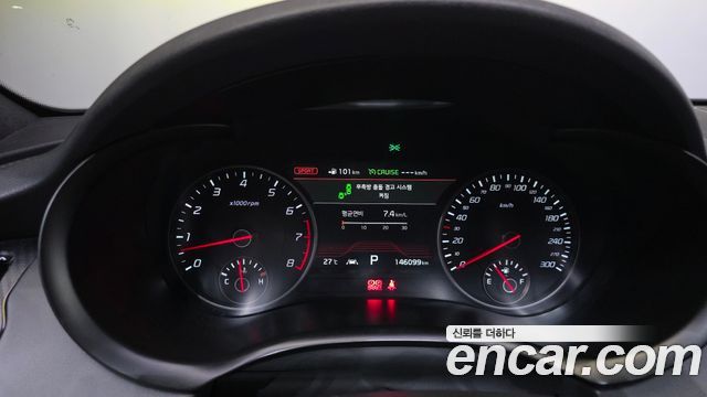 Kia Stinger 2018 — photo 11