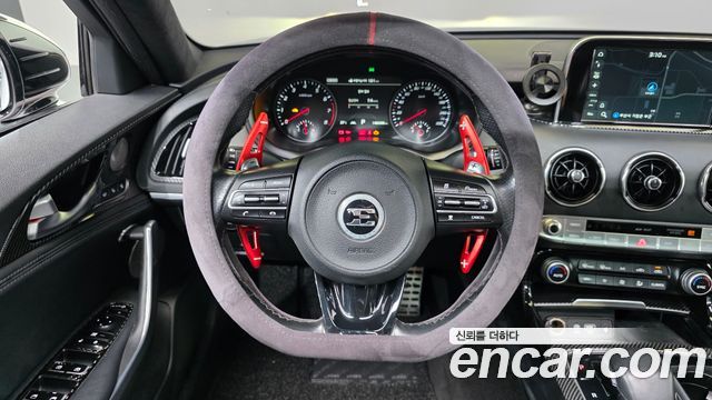 Kia Stinger 2018 — photo 19