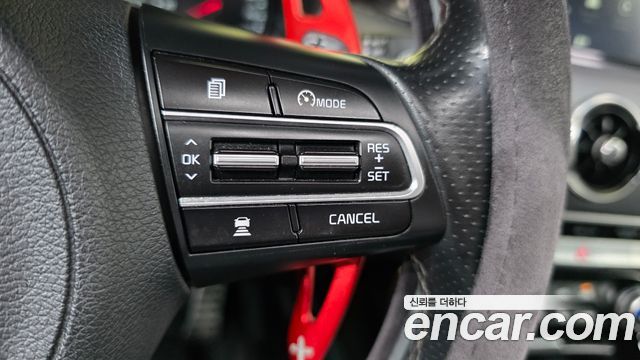 Kia Stinger 2018 — photo 26