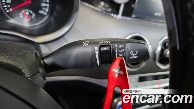 Kia Stinger 2018 — photo 29