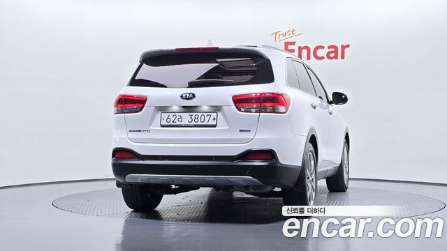 Kia Sorento 2016 — photo 4