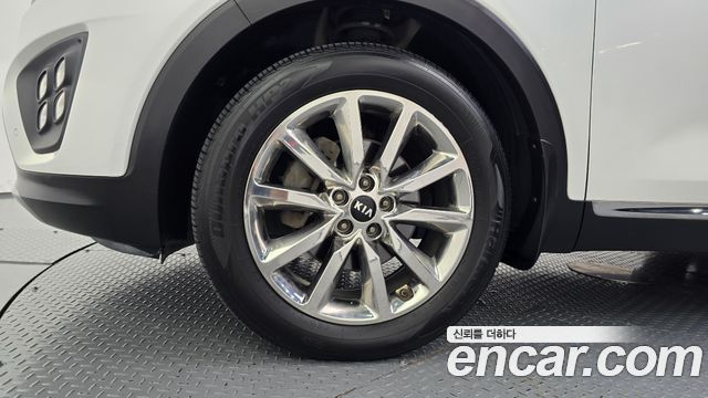 Kia Sorento 2016 — photo 5