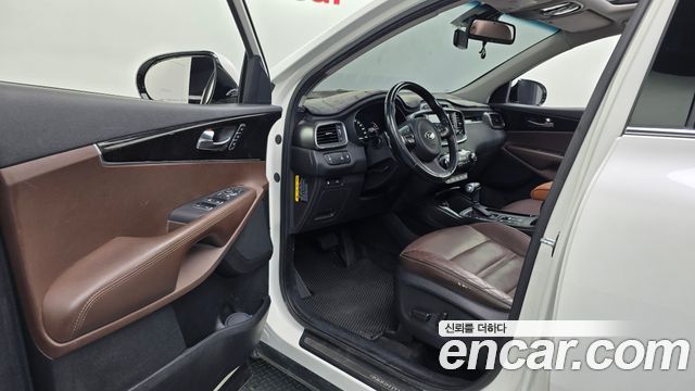 Kia Sorento 2016 — photo 10
