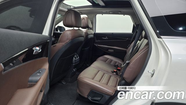 Kia Sorento 2016 — photo 12