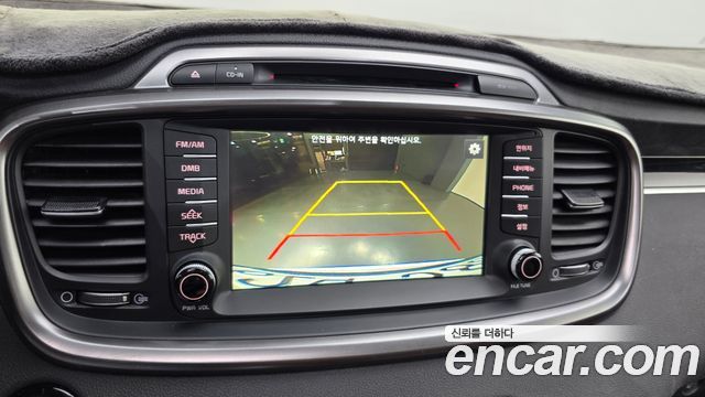 Kia Sorento 2016 — photo 15