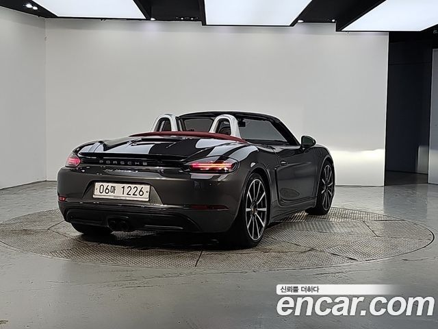 Porsche 718 2018 — photo 4