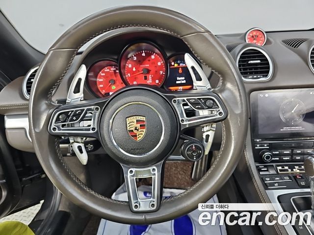 Porsche 718 2018 — photo 9