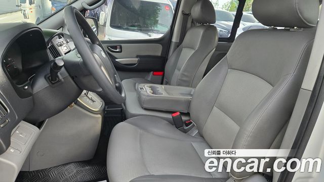Hyundai Starex 2008 — photo 11
