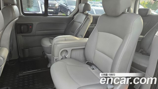 Hyundai Starex 2008 — photo 12