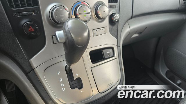 Hyundai Starex 2008 — photo 14