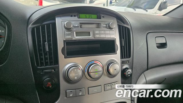 Hyundai Starex 2008 — photo 16