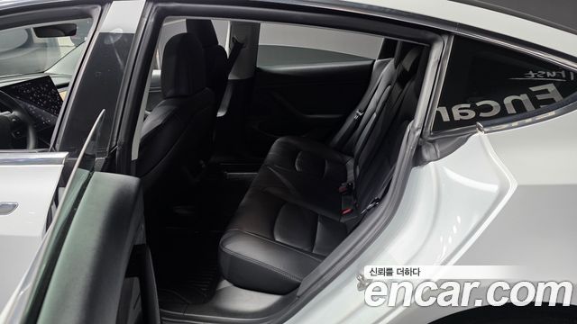 Tesla Model 3 2020 — photo 16
