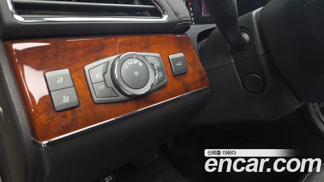 Lincoln MKX 2011 — photo 28