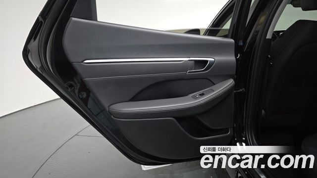 Hyundai Sonata 2023 — photo 15