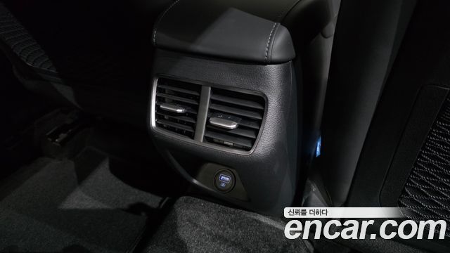Hyundai Sonata 2023 — photo 29