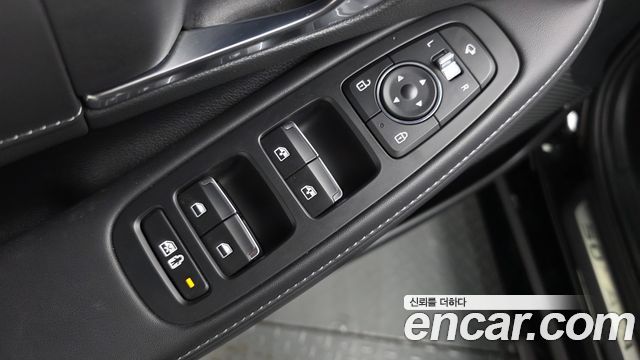 Hyundai Sonata 2023 — photo 31