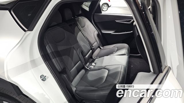 Kia EV6 2024 — photo 17