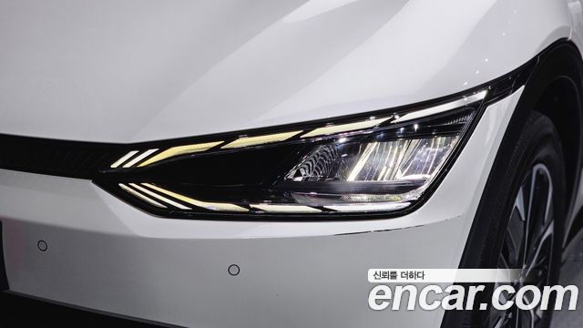 Kia EV6 2024 — photo 8