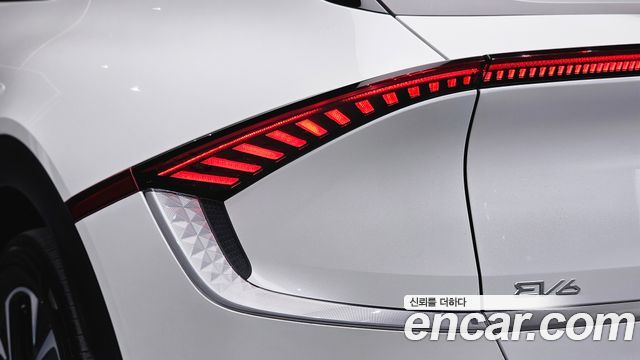 Kia EV6 2024 — photo 9