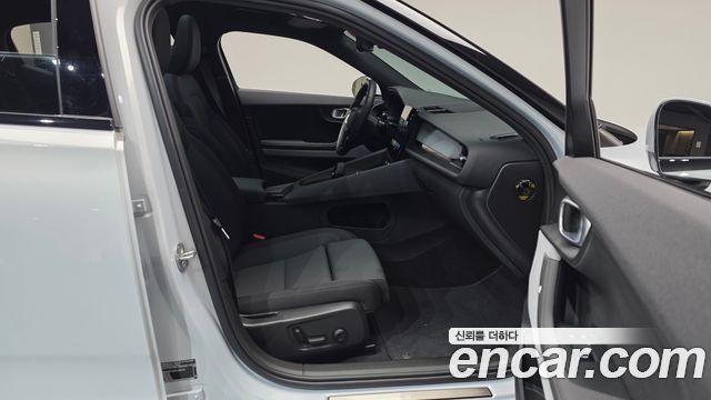 Polestar Polestar 2 2024 — photo 17