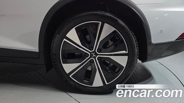 Polestar Polestar 2 2024 — photo 7