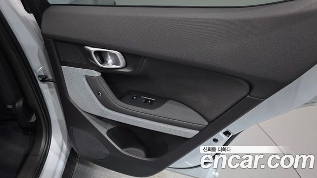 Polestar Polestar 2 2024 — photo 15