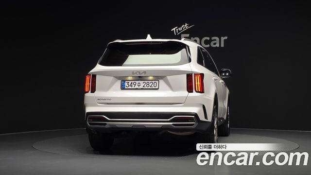 Kia Sorento 2023 — photo 4