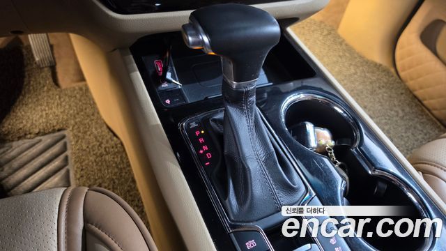 Kia Canival 2019 — photo 12