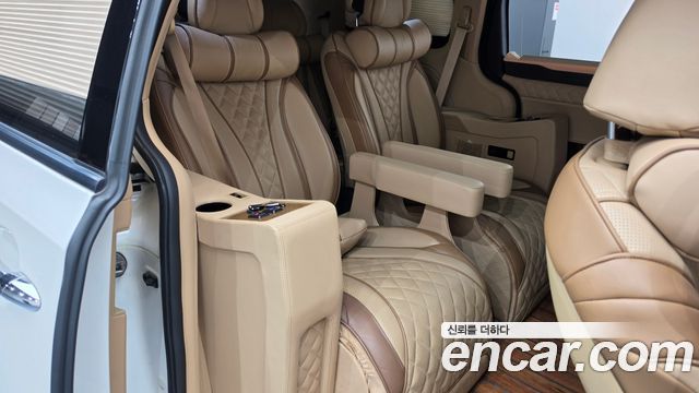 Kia Canival 2019 — photo 17