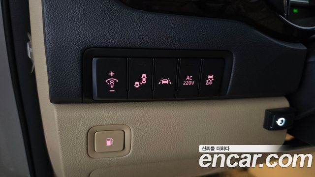 Kia Canival 2019 — photo 22