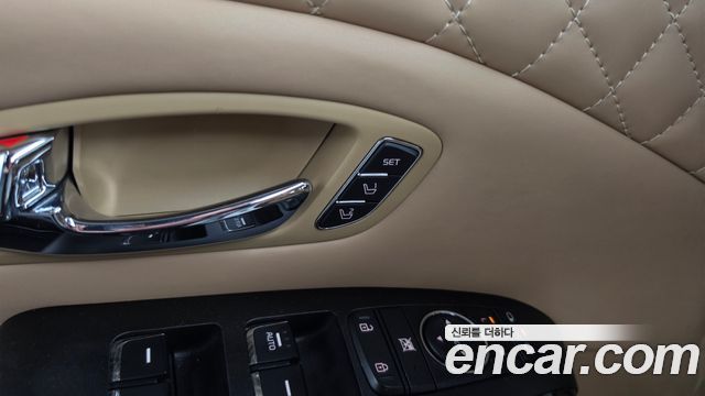 Kia Canival 2019 — photo 33