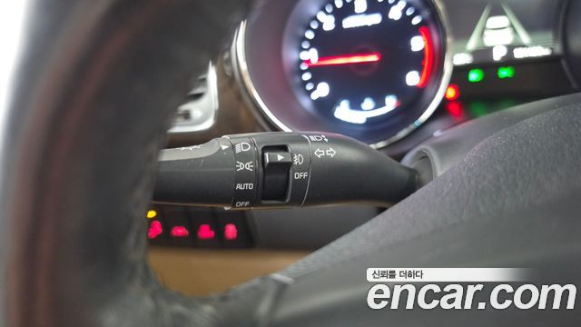 Kia Canival 2019 — photo 34