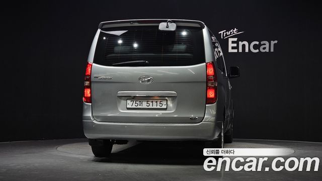 Hyundai Starex 2014 — photo 4