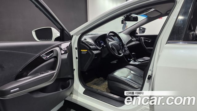Hyundai Grandeur 2016 — photo 10