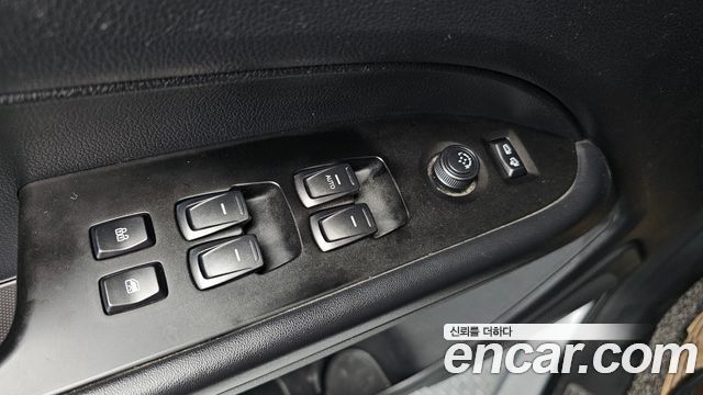 KG Mobility Rexton 2019 — photo 29