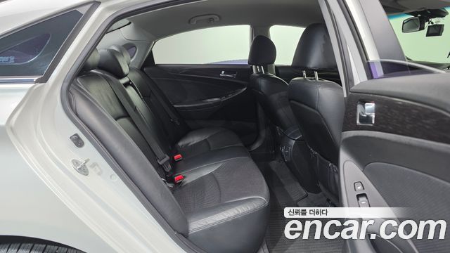 Hyundai Sonata 2014 — photo 12