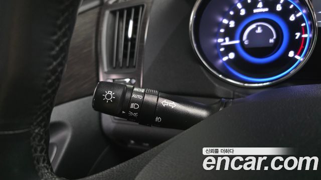 Hyundai Sonata 2014 — photo 16