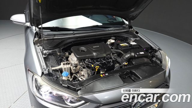 Hyundai AVANTE 2016 — photo 6
