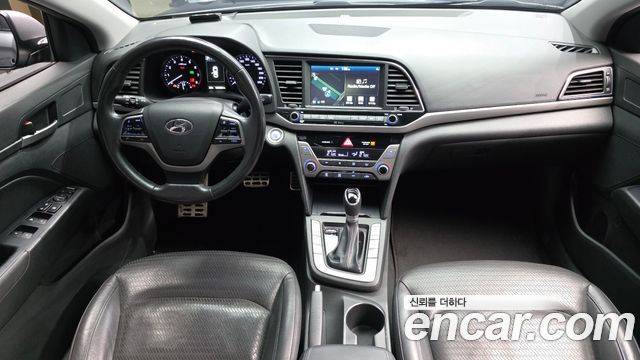 Hyundai AVANTE 2016 — photo 7