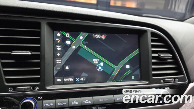 Hyundai AVANTE 2016 — photo 15